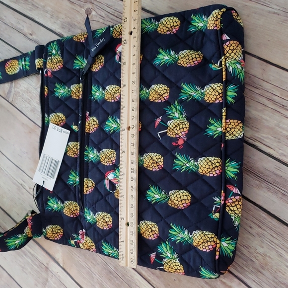 COPY - Vera bradley Hipster in toucan party - Picture 4 of 9